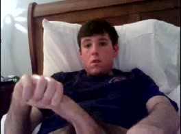 Dude with huge cock strokes & explodes